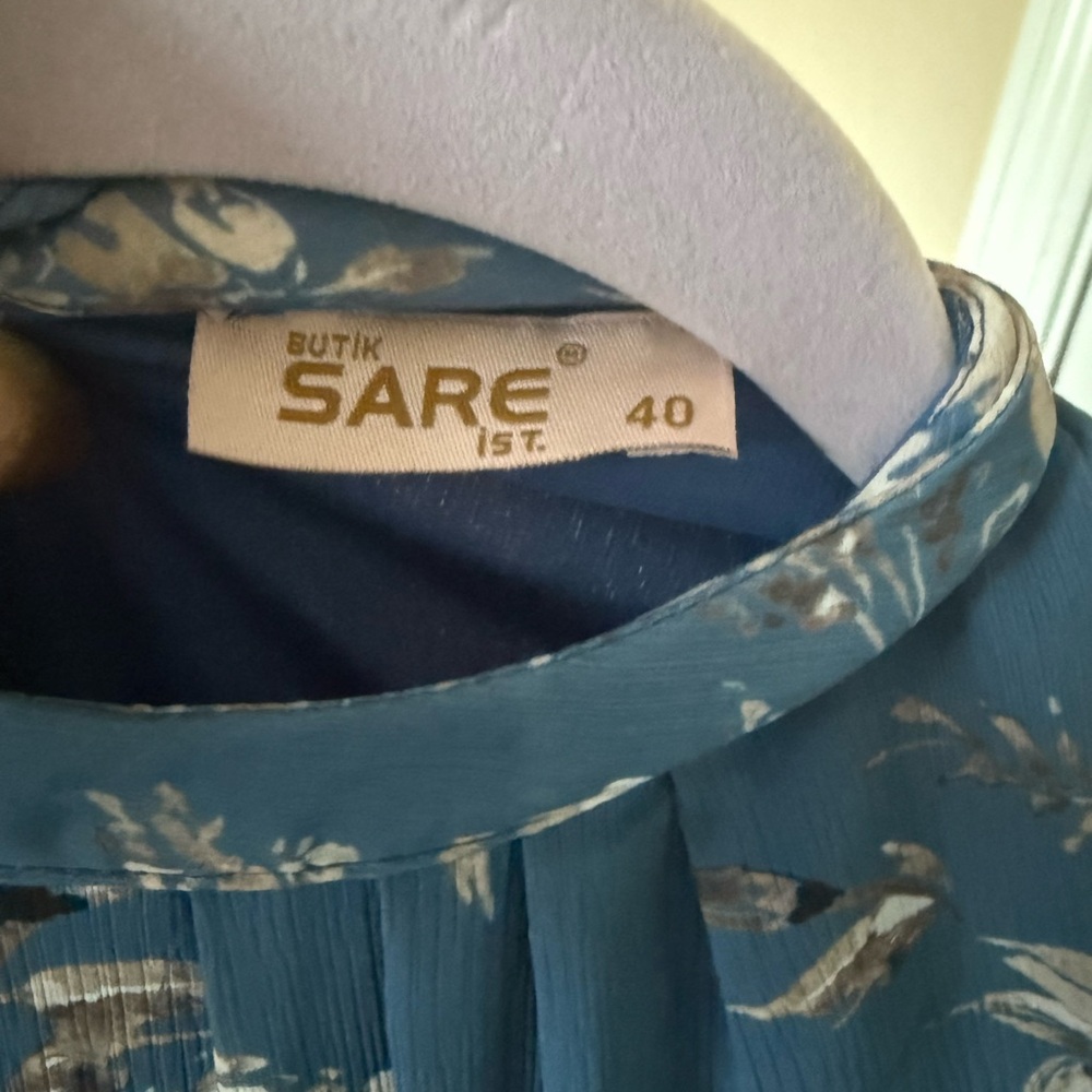 Butik Sare Blue Floral maxi dress - Picture 7 of 9